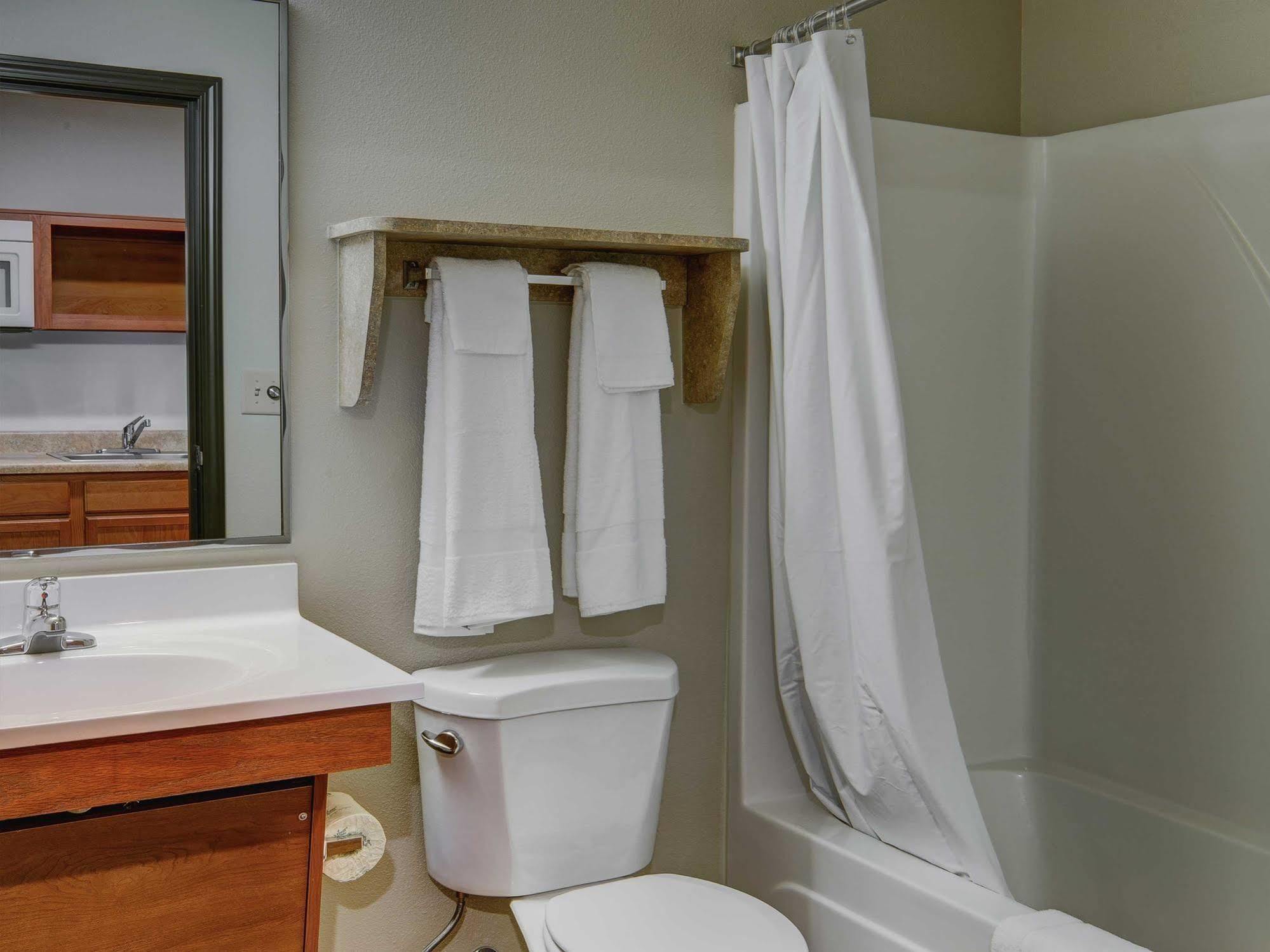 לייק וורת' Woodspring Suites Lake Worth מראה חיצוני תמונה