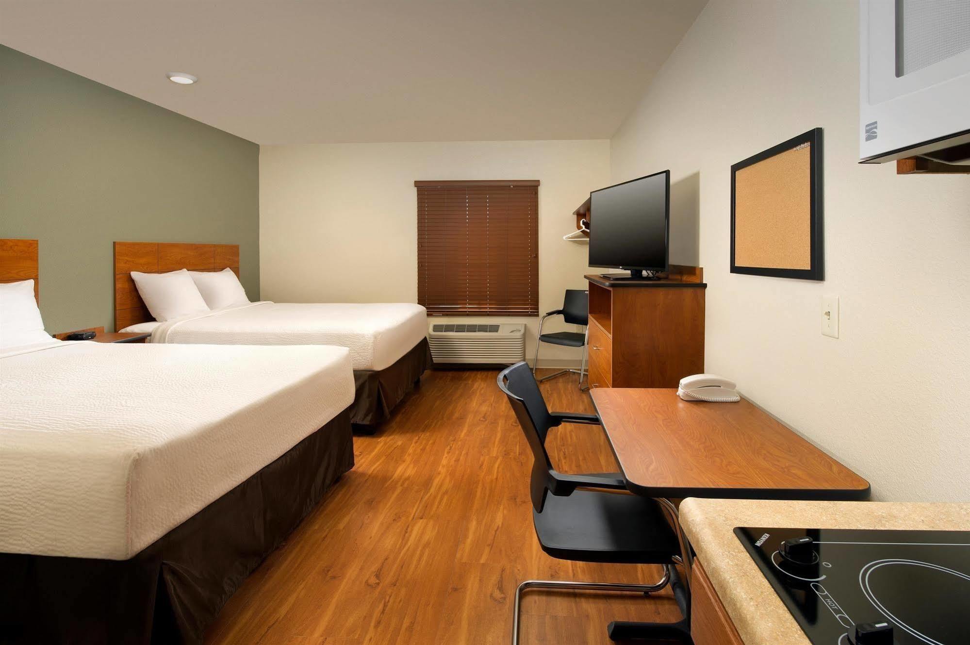 לייק וורת' Woodspring Suites Lake Worth מראה חיצוני תמונה