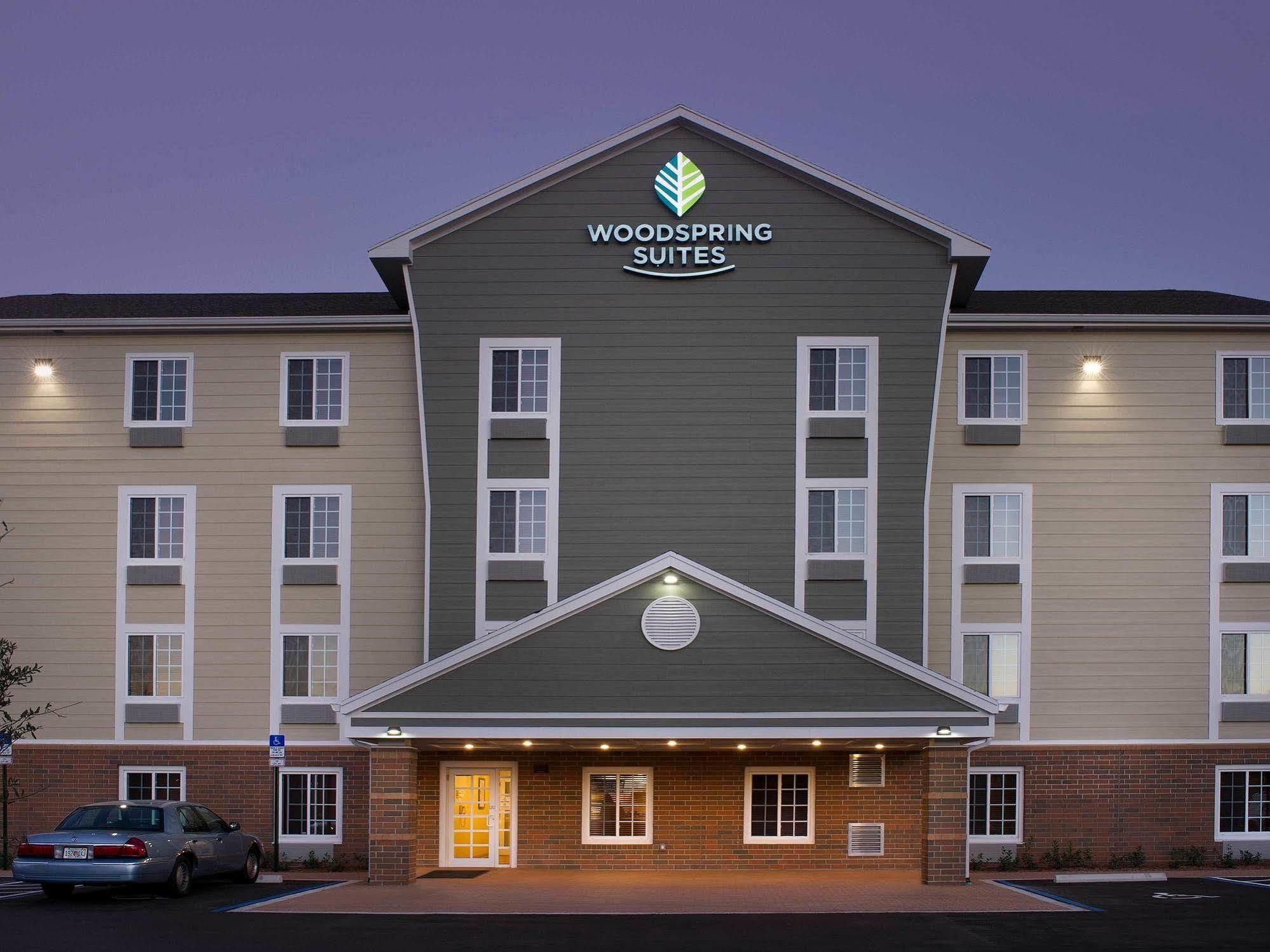 לייק וורת' Woodspring Suites Lake Worth מראה חיצוני תמונה